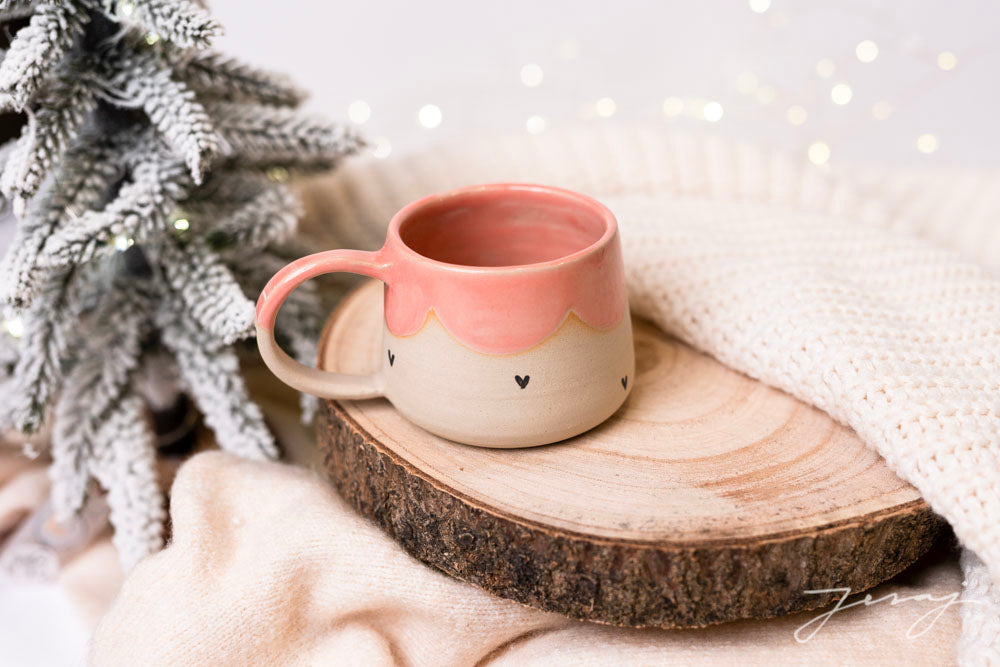 Skodelica M - Sweet pink s srčki