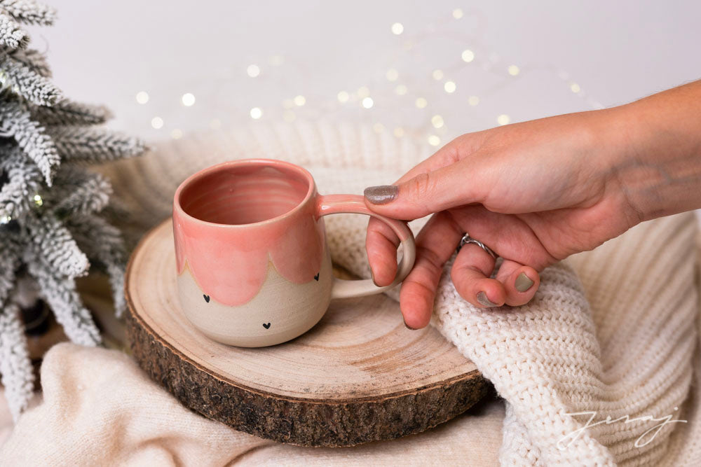 Skodelica M - Sweet pink s srčki