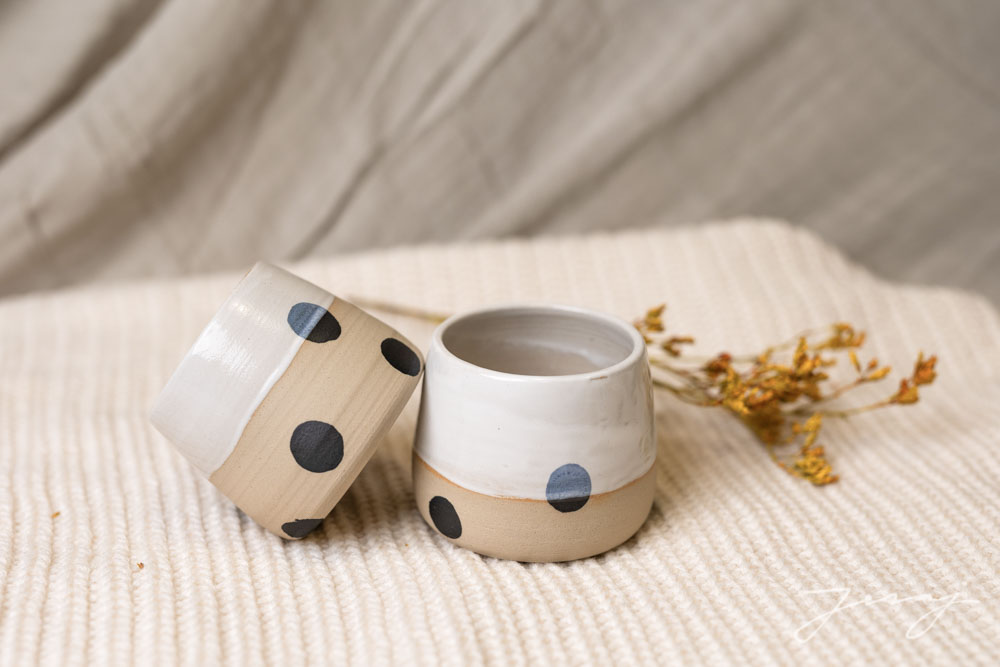 Skodelica L - White Dots