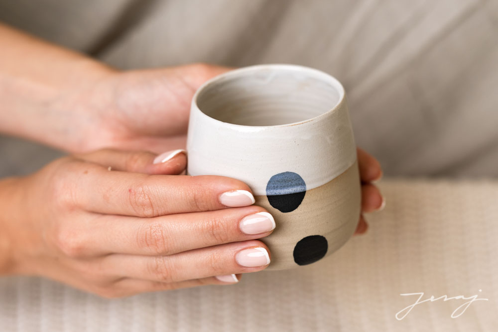 Skodelica L - White Dots