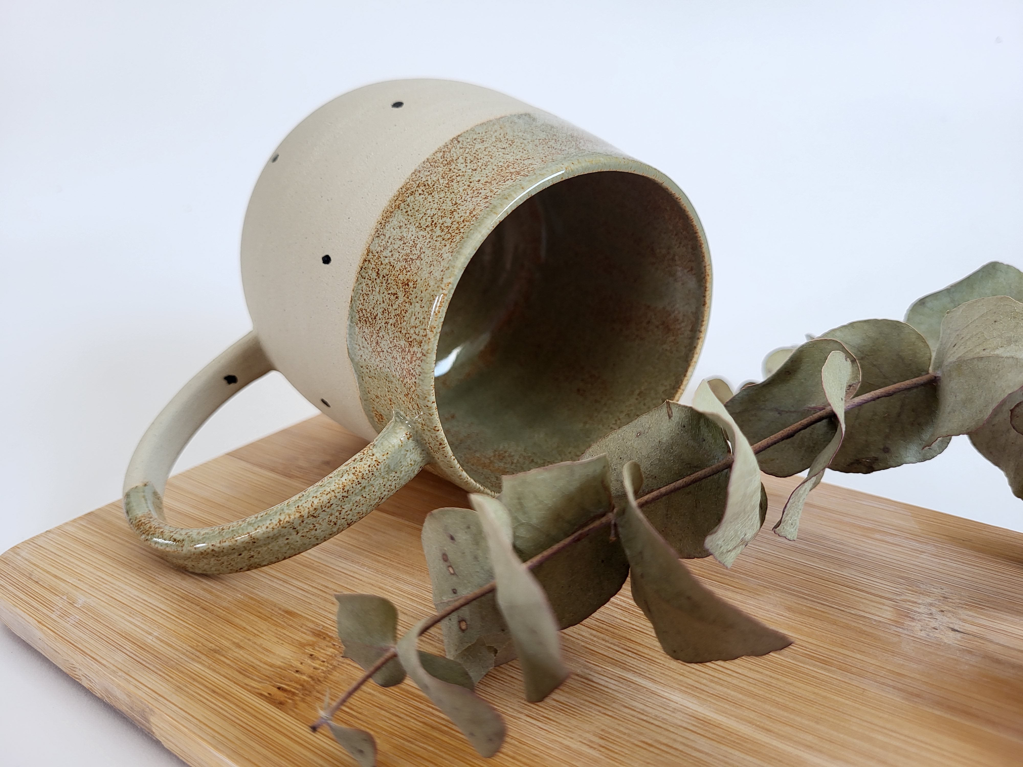 Skodelica XL - Moss green pikicami