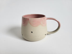 Skodelica M - Sweet pink s srčki